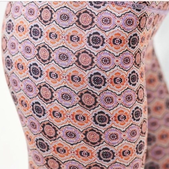 Anthropologie Daily Practice Liana High Rise Leggings Geo Dot - Picture 6 of 11